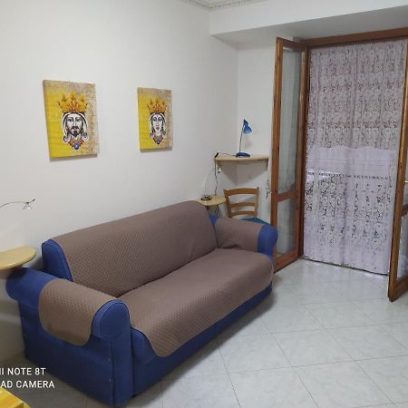 La Casa Dei Nonni Apartment Giardini Naxos Bagian luar foto